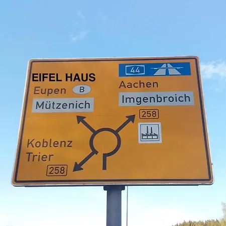 Jeje Und Anna's Eifel Haus Motel