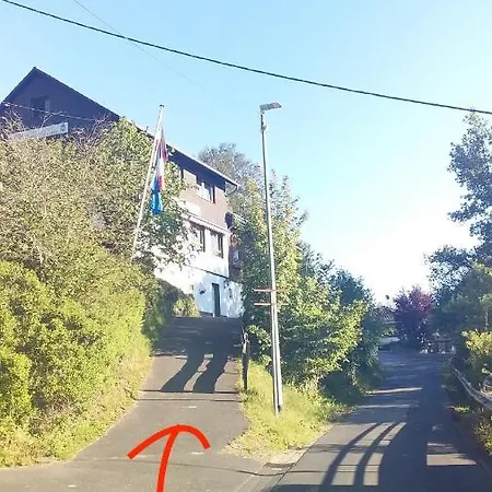 Jeje Und Anna's Eifel Haus