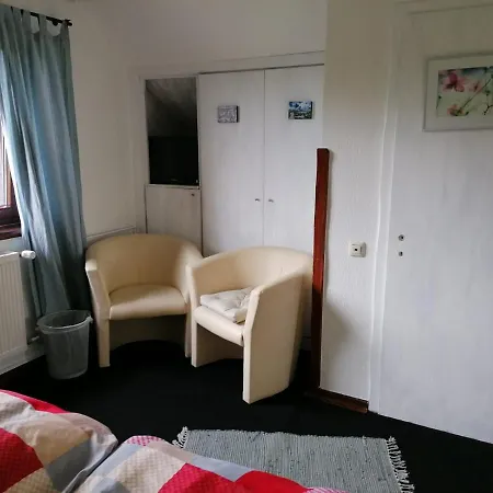 Motel Jeje Und Anna's Eifel Haus 3*