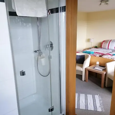 汽车旅馆 Jeje Und Anna's Eifel Haus