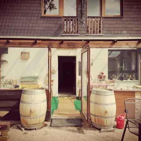 Motel Jeje Und Anna's Eifel Haus 3*