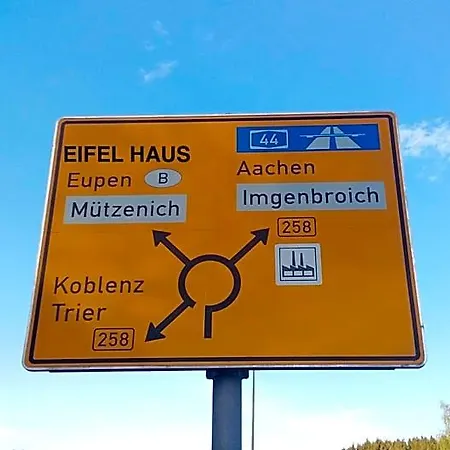 Μοτέλ Jeje Und Anna's Eifel Haus Μονσάου