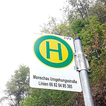 Μοτέλ Jeje Und Anna's Eifel Haus 3*