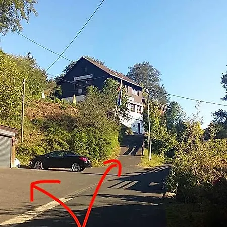 Μοτέλ Jeje Und Anna's Eifel Haus 3*