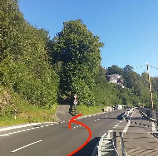 Jeje Und Anna's Eifel Haus