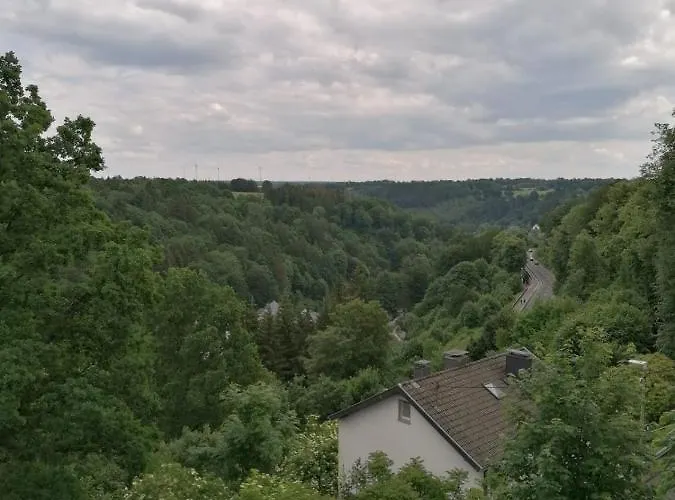 Motel Jeje Und Anna's Eifel Haus 3*