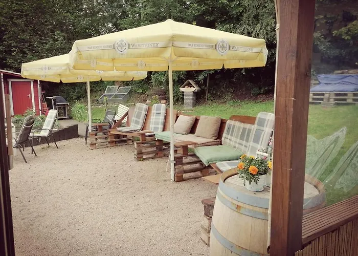 Jeje Und Anna's Eifel Haus Motel